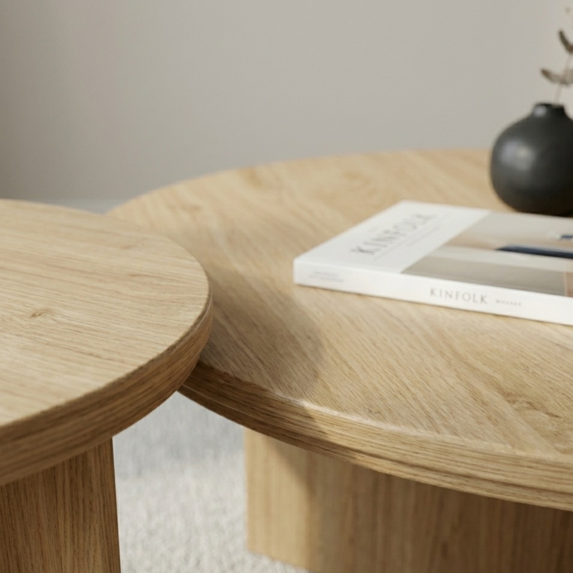 Table basse gigogne bois ronde – lot de 2 – pied central design